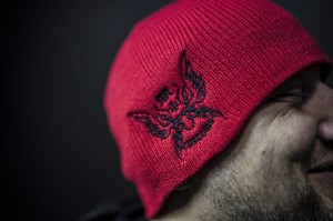 RR Customs Czapka Zimowa - Czerwona